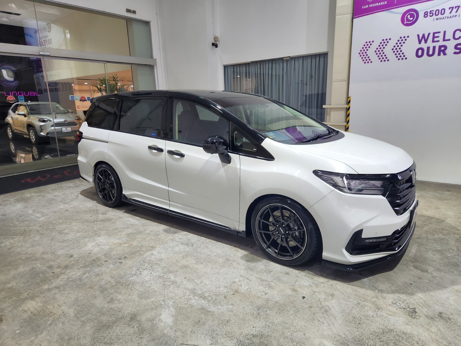 Honda Odyssey 2.0 e:HEV Absolute 7-seater